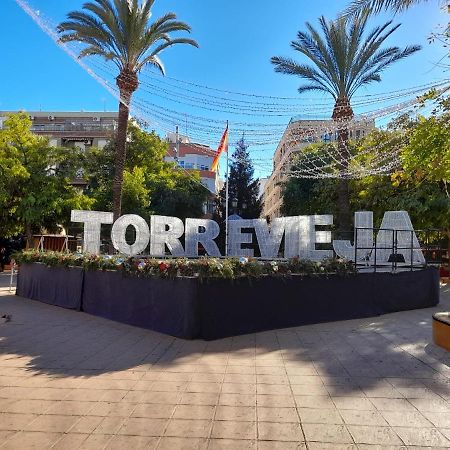 Luxury 2 Bedrooms Apartment With A Garage Torrevieja Buitenkant foto